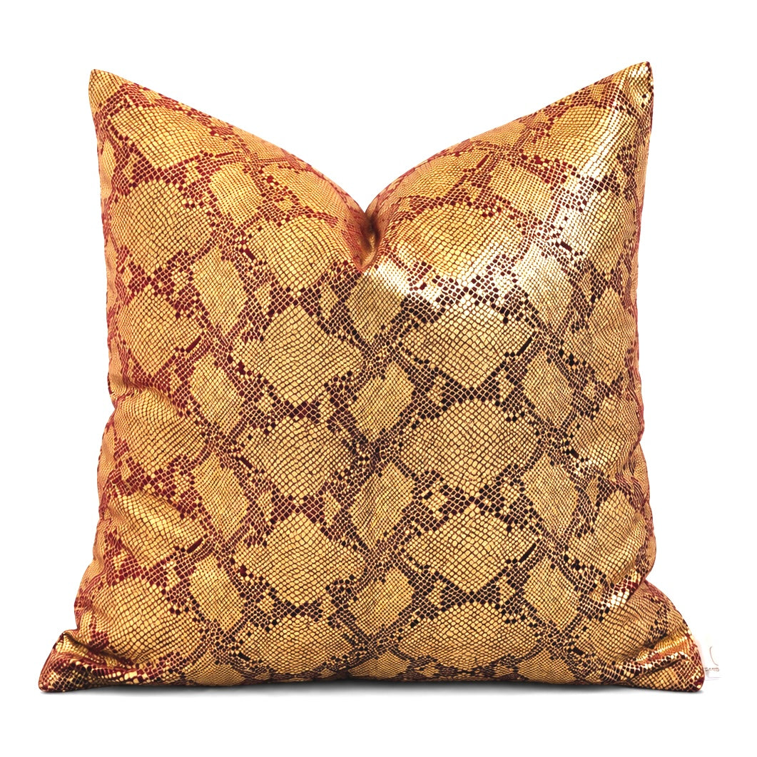 Coussin décoratif en velours python rouge