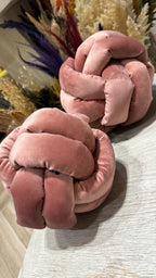 Coussin noeud rose