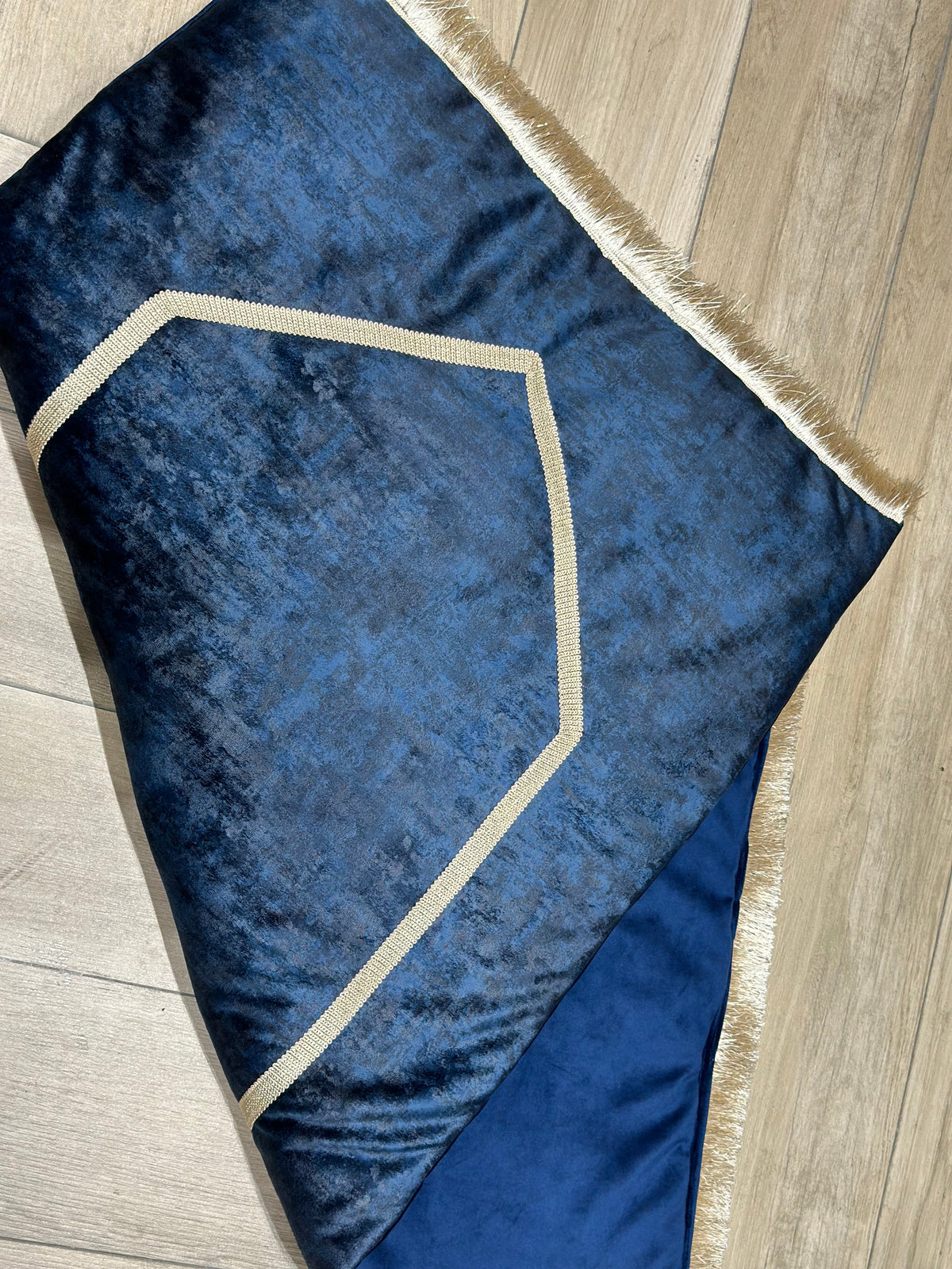 Tapis de prière en velours bleu