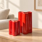 Vase Sculptural en Céramique Rouge – Ondé