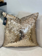 Coussin décoratif sequins bronze