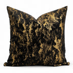 Coussin décoratif en velours noir doré