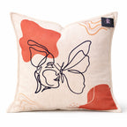Coussin en velours femme & papillon