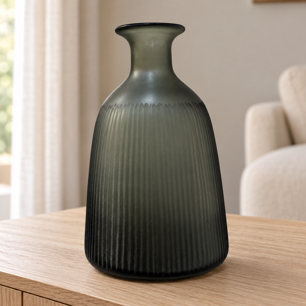 Vase en Verre Soufflé Vert Fumé – Élance